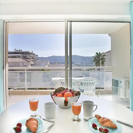 Bright One Bdrm A/c-swimming Pool/congress By Olidesi
